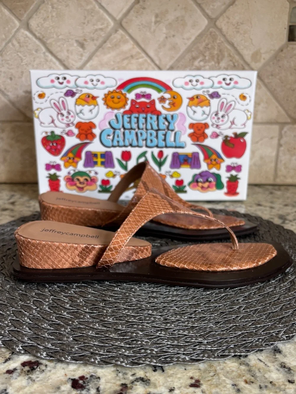 Jeffrey Campbell Pedastal Beige Snakeskin Sandals size 8